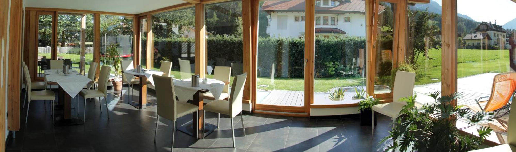 Garni - Hotel Am Burghuegel San Candido Luaran gambar